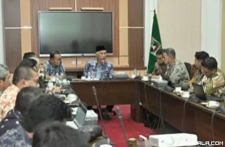 Gubernur Yakin PLTS Terapung Danau Singkarak Datangkan Banyak Manfaat