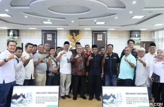 Melalui DPRD, PJKIP Sumbar Minta Pemprov Anggarkan Reward bagi OPD Informatif
