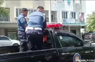 Pekerja Tersengat Listrik Tegangan Tinggi Saat Cat Ruko