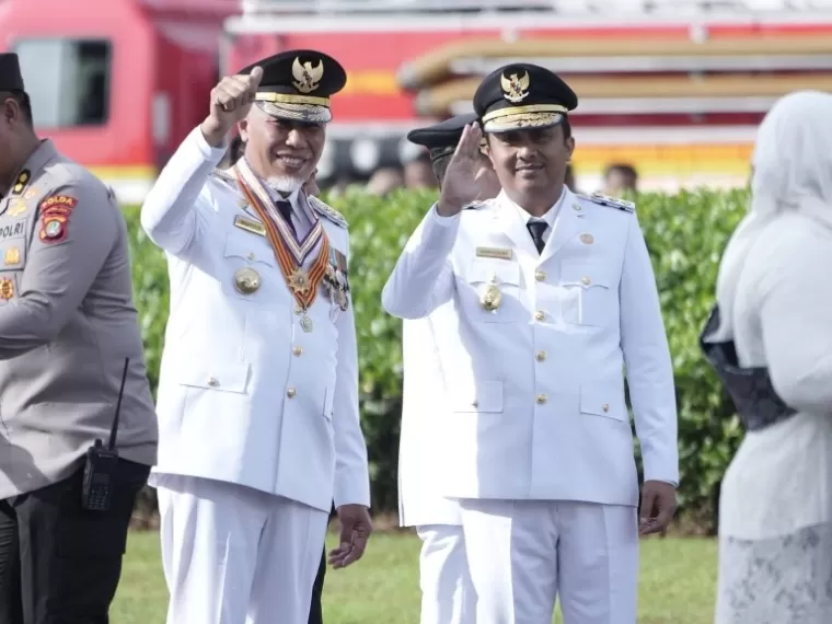 Pasangan Gubernur dan Wakil Gubernur Sumbar Mahyeldi-Vasko sesuai jalani pelantikan di Istana Kepresidenan, Kamis (20/2/2025) kemarin. IST