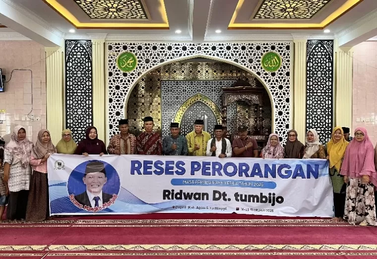 Anggota DPRD, Ridwan Datuak Tumbijo lanjutkan kegiatan reses di Nagari Kampuang Pinang, Agam, Sabtu (22/2/2025). IST