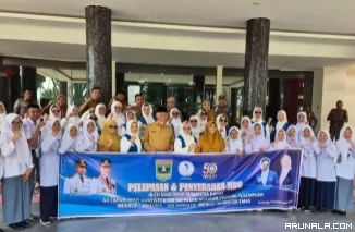 Inisiasi IWAPI, Gubernur Mahyeldi Salurkan MBG untuk Siswa di Kota Padang