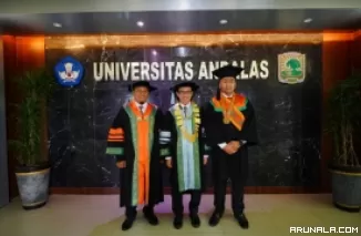 Wagub Sumbar Ikuti Wisuda di Unand, Sandang Gelar Magister Ilmu Politik