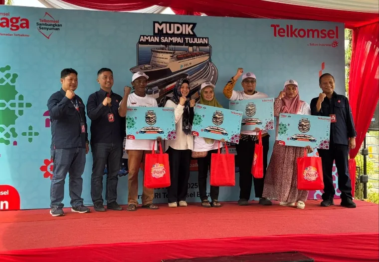 Telkomsel menghadirkan Program Mudik Hepi Telkomsel Poin yang memberikan kesempatan bagi pelanggan setia Telkomsel dan IndiHome untuk berbagi kebahagiaan dengan sesama. IST