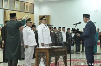 Bupati-Wabup Pasbar Dilantik, Gubernur Ingatkan Jaga Kekompakan
