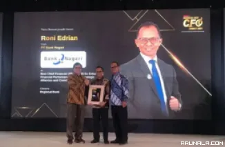 Direktur Keuangan Bank Nagari Roni Edrian Raih Indonesia Best CFO Awards 2025