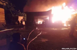 Gudang dan Kantor Terbakar di Lubuk Lintah, Kerugian Diperkirakan Capai Rp2 Miliar