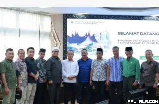 Matangkan Pembahasan LKPJ Bupati, Pansus DPRD Kabupaten Tanahdatar ke DPRD Sumbar
