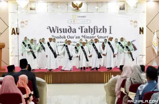 Pondok Quran Minang Smart Kota Pariaman Mewisuda 49 Santri Tahfizh