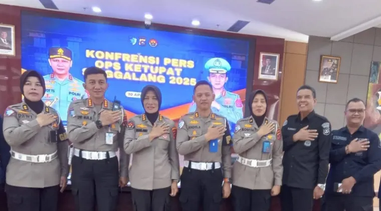 Dirlantas Polda Sumbar, Pol Dwi Nur Setiawan dalam jumpa pres di Padang, Kamis (10/4/2025). IST