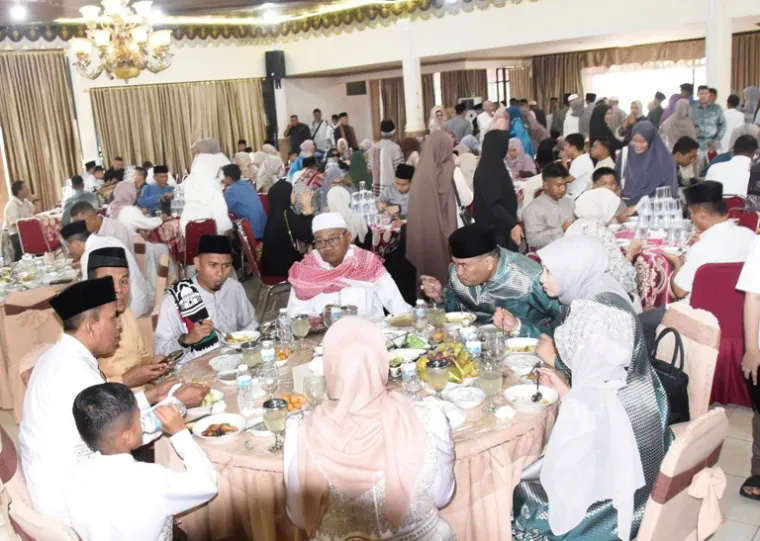 Suasana open house di rumah dinas Wali Kota Pariaman di hari lebaran, Senin (31/3/2025). IST