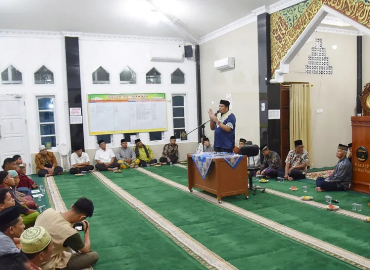 Wali Kota Pariaman, Yota Balad lakukan TSR khusus ke Masjid Ar Rahman Kampung Baru, Kamis malam (27/3/2025). IST
