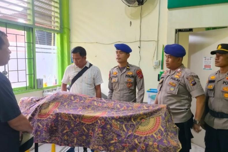 Boat Dihantam Ombak di Perairan Bungus, Satu Wisatawan Meninggal