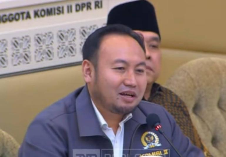 Anggota Komisi II DPR RI, Rahmat Saleh saat RDP bersama Menpan-RB, Selasa (20/5/2025). IST