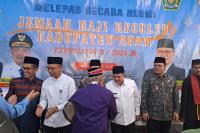 Bupati dan Direksi Bank Nagari Lepas 527 CJH asal Agam