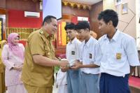 Kembangkan Empat Sekolah Inklusif, Pemko Pariaman - UNP Teken MoU