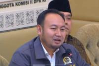 Pemerintah Diminta Tinjau Ulang Wacana Perpanjangan Usia Pensiun ASN