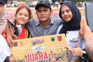 Penonton Kaget, Najla Al Balkis, Joki Perempuan Pemenang Pacuan Kuda Wisata Derby 2025