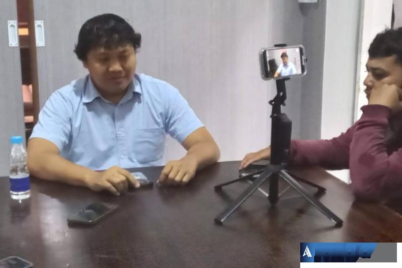 Kasat Reskrim Polresta Padang, AKP Muhammad Yasin saat prescon terkait kasus dugaan penipuan terhadap ratusan pencaker, Selasa (17/6/2025). (dok : arunala.com)