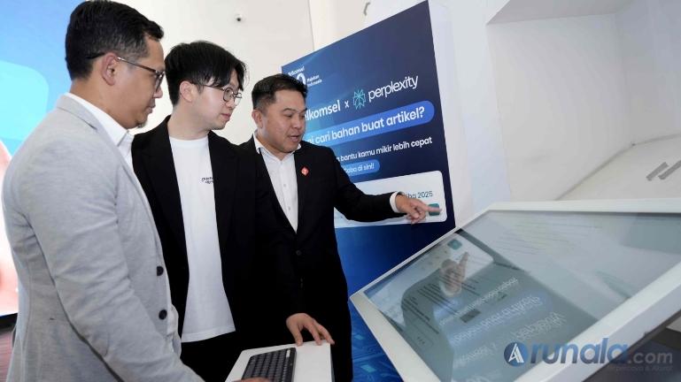 Telkomsel resmi menjalin kolaborasi strategis dengan Perplexity, perusahaan mesin penjawab berbasis kecerdasan buatan terdepan. IST