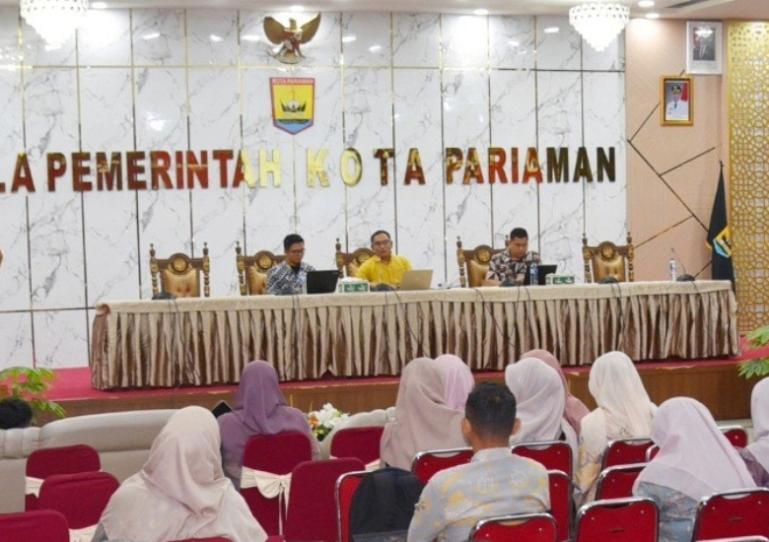 Nara sumber, Syafruddin berikan paparan pada peserta dalam pelatihan SPBE Kota Pariaman, Kamis (12/6/2025). IST