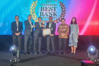 Bank Nagari Raih 2 Penghargaan Banking Service Excellence Awards