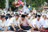 Guru Besar UIN Jakarta Kharib Salat Idul Adha di Kota Pariaman