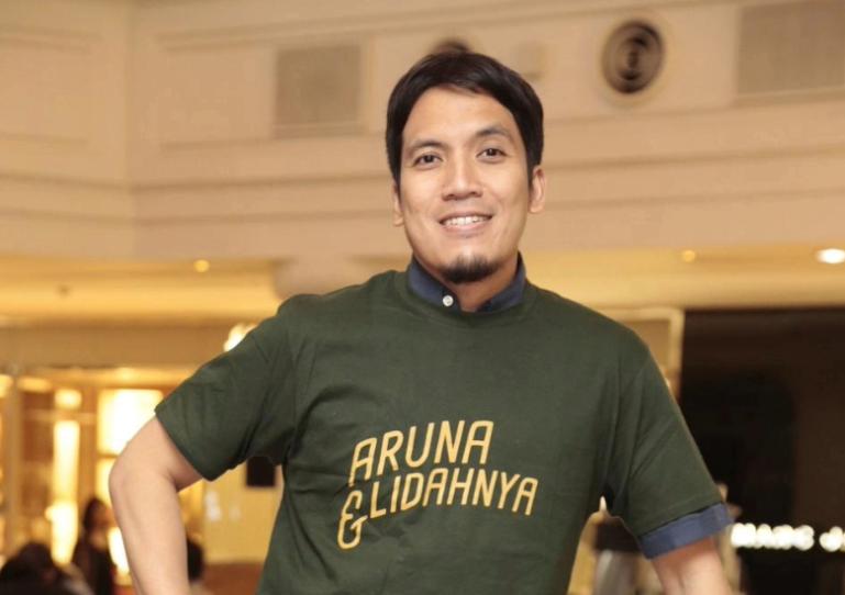 Presenter Desta Mahendra. IST
