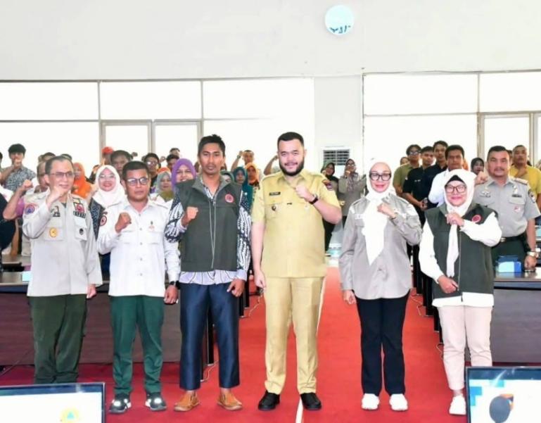 Wali Kota Padang, Fadly Amran saat pencanangan program Keltana, Selasa (29/7/2025). IST