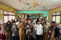 Dengarkan Keluhan petani Jorong Sawah Rang Salayan, Ridwan Dt Tumbijo Turun ke Lapangan