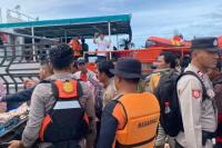 Sempat Hilang, 11 Penumpang Boat Terbalik di Selat Sipora Ditemukan Selamat