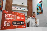 Telkomsel, TikTok, dan GoPay Luncurkan SIMPATI TikTok