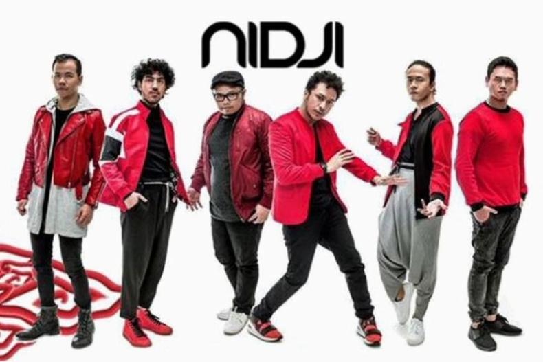 Grup Band Nidji. IST