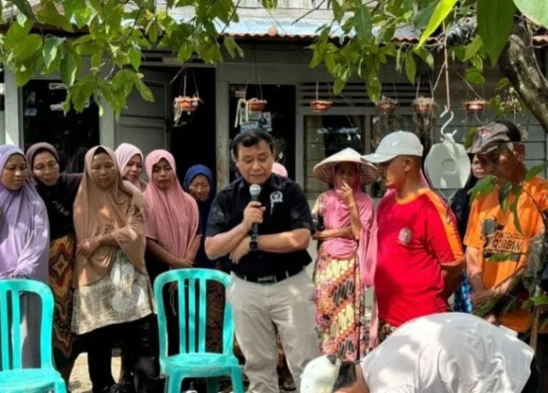 Anggota DPD/MPR RI asal Sumbar, Muslim M Yatim saat lakukann reses Dapil belum lama ini. IST
