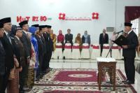 Mahyeldi Minta 14 Pejabat Baru Dilantik Perkuat Kinerja Pemprov Sumbar