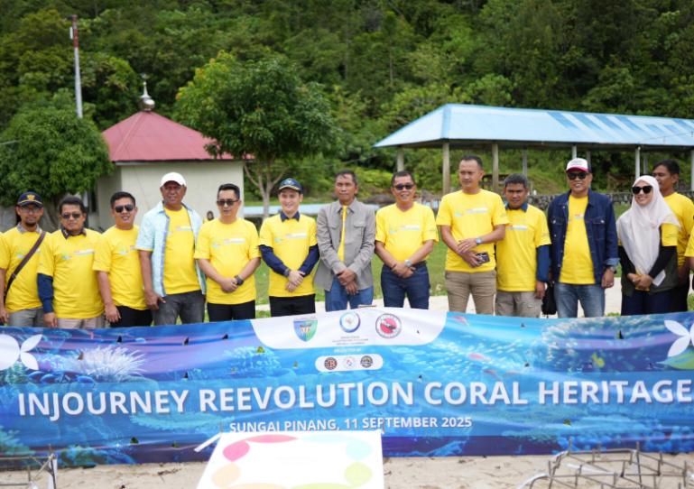 General Manager (GM) Apindo BIM, Dony Subardono bersama Pemkab Pessel dan multi stakeholder menggelar kegiatan konservasi bahari di kawasan laut Mandeh, Pessel, Kamis (11/9/2025). IST