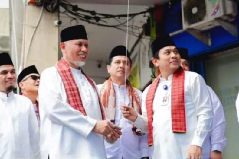 Prosesi pelepasan balon usai peresmian Kantor Fungsional Syariah Bank Nagari di Kota Pekanbaru, Riau, Jumat (12/9/2025). IST