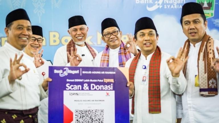 Gubernur Sumbar Mahyeldi hadiri peresmian Kantor Fungsional (KF) Syariah PT Bank Nagari di Kota Pekanbaru, Jumat (12/9/2025). IST