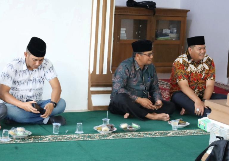 Wali Kota Pariaman, Yota Balad menghadiri pembukaan lomba hafalan ayat Al Quran antar majelis taklim tingkat Kecamatan Pariaman Utara, di Mesjid Nurul Fajri Balai Naras, Kota Pariaman, Sabtu (27/9/2025). IST