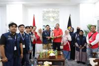 Delapan Mahasiswa Universitas PTIQ Jakarta Diapresiasi Wako Pariaman