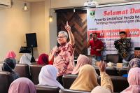 Gelar Sosper, Ketua DPRD Sumbar Muhidi Dorong Pertumbuhan Ekonomi Kreatif Daerah Gelar Sosper, Ketua DPRD Sumbar Muhidi Dorong Pertumbuhan Ekonomi Kreatif Daerah