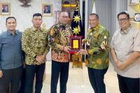 Hilangkan Kekhawatiran Soal Bantuan, Wako Yota Balad Temui Sekjen Kemensos