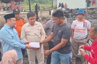 Korban Kebakaran di Pemancungan Dapat Bantuan dari Rahmat Saleh