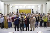 Wakil Ketua DPRD Sumbar Dorong UMKM Naik Kelas Wakil Ketua DPRD Sumbar Dorong UMKM Naik Kelas