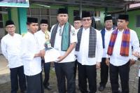 Wawako Pariaman: Jadilah Santri yang Berilmu Wawako Pariaman: Jadilah Santri yang Berilmu