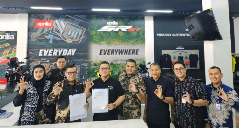 Bank Nagari meresmikan kemitraan strategis dengan salah satu diler premium terkemuka di Riau, PT Amartha Kura Motorindo (Motoplex Pekanbaru).IST