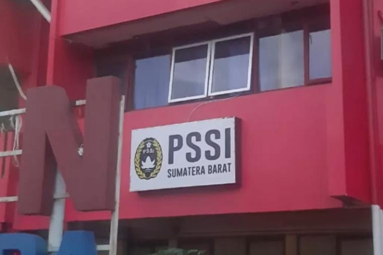 Sekretarian PSSI Sumbar. IST