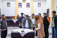 APBD Kota Pariaman Tahun 2025 Disahkan, Ada Defiisit sebesar Rp62,2 Miliar Lebih