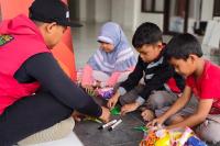 Telkomsel Hadirkan Pendampingan Psikososial bagi 2.000 Anak Terdampak Bencana di Sumatera