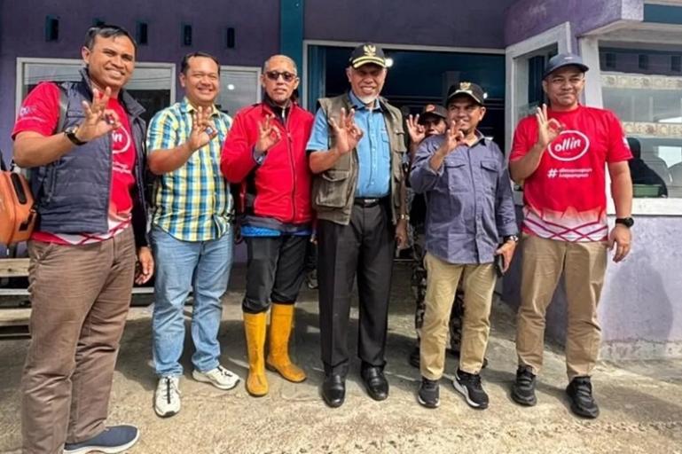 Gubernur Sumbar Mahyeldi Ansharullah bersama tim Bank Nagari saat meninjau area hulu irigasi di Nagari Banda Gadang, Kabupaten Solok, Sabtu (15/1/2026). IST